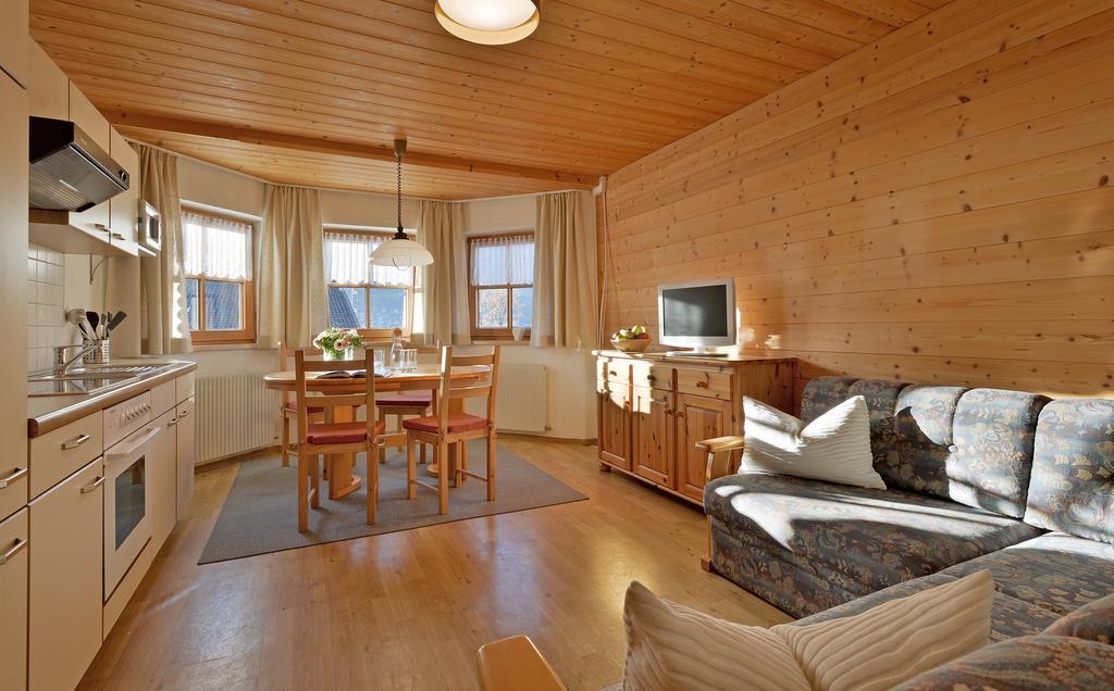 Haus Sonnenschein Διαμέρισμα Hart im Zillertal Δωμάτιο φωτογραφία