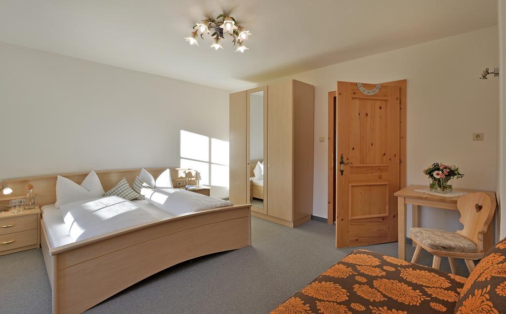 Haus Sonnenschein Διαμέρισμα Hart im Zillertal Δωμάτιο φωτογραφία