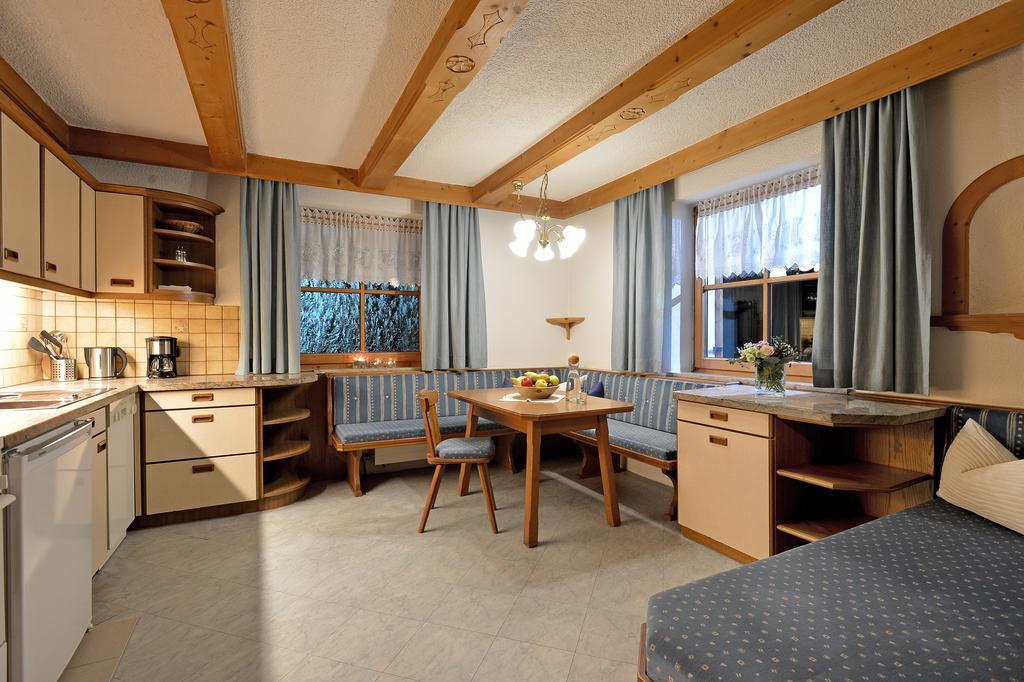 Haus Sonnenschein Διαμέρισμα Hart im Zillertal Δωμάτιο φωτογραφία